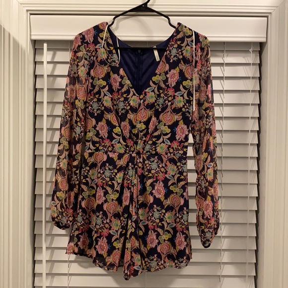 Romper - Picture 1 of 1